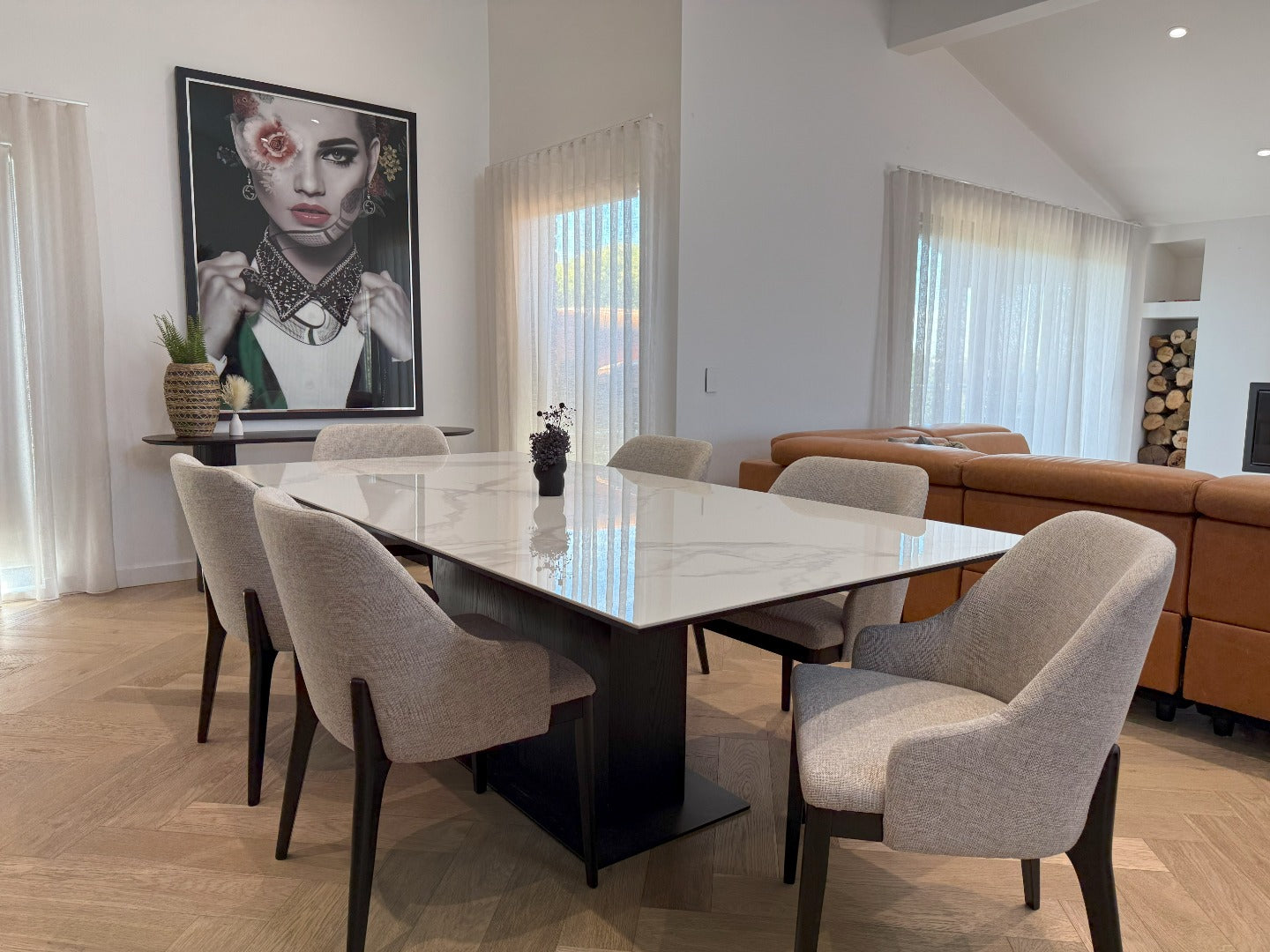 Sapphire Black Dining Table