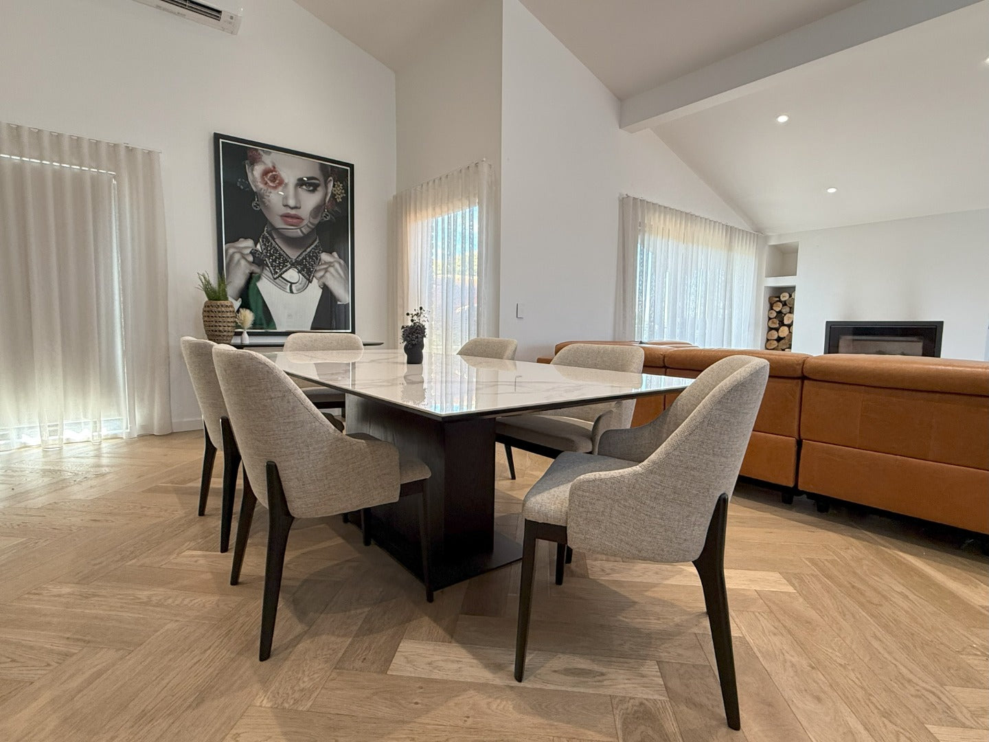 Sapphire Black Dining Table