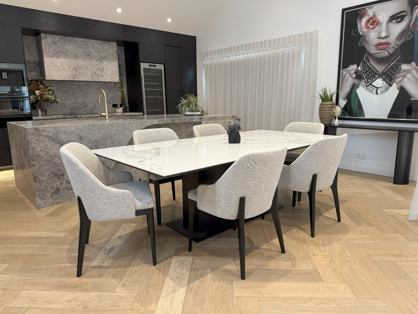 Sapphire Black Dining Table