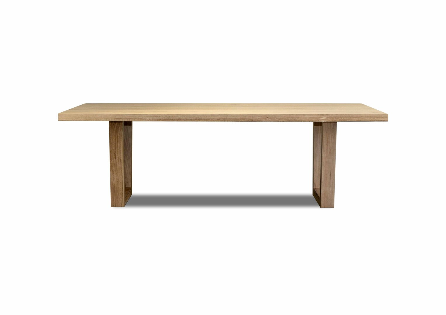 Ashbree Dining Table