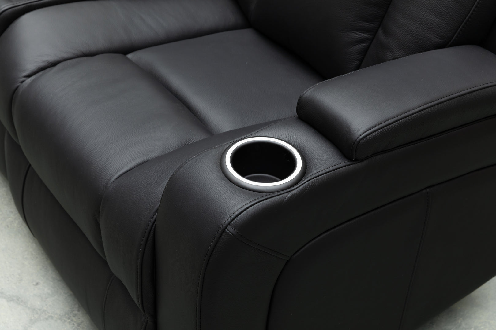 Deville Threatre Leather