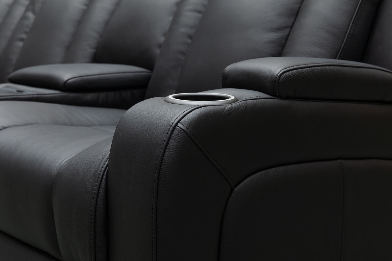 Deville Threatre Leather