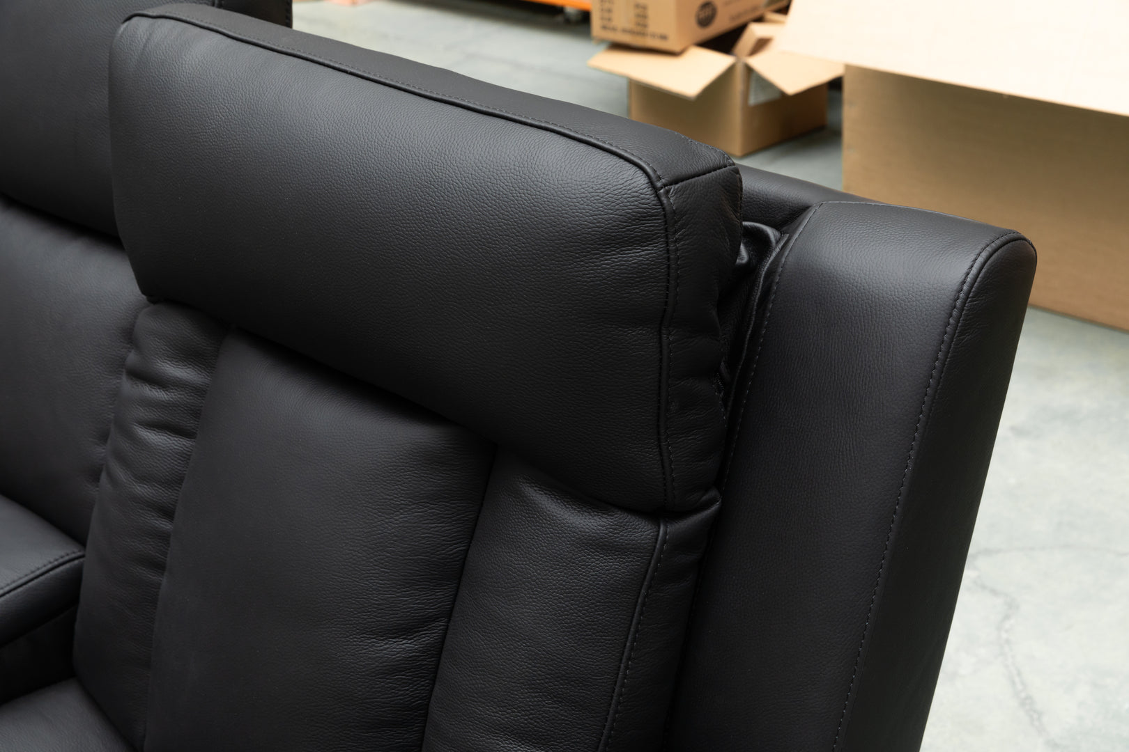 Deville Threatre Leather