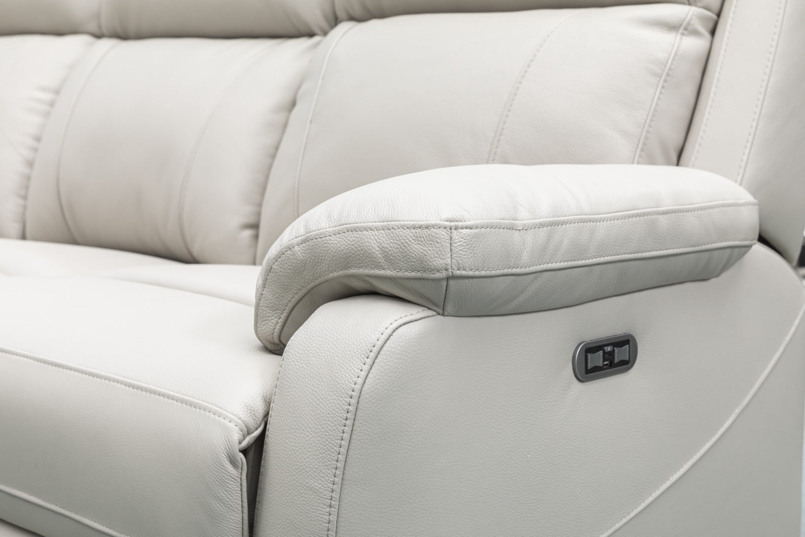 Davoli Corner Leather