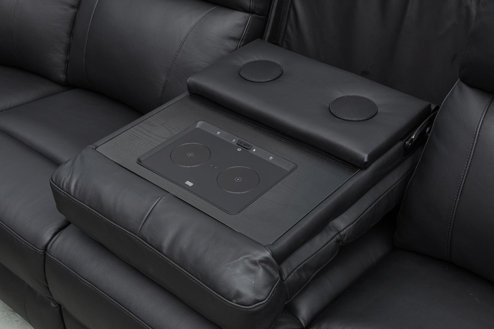 Davoli Corner Leather