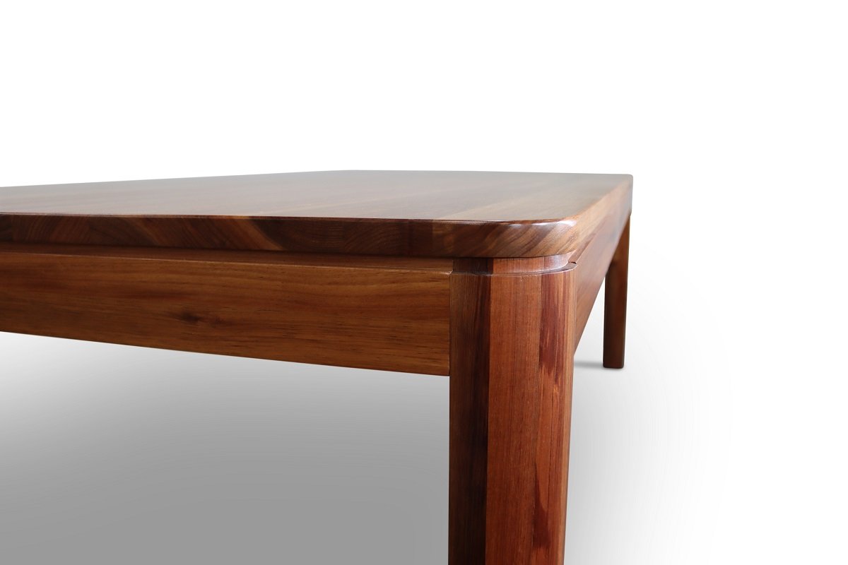 Hera Dining Table